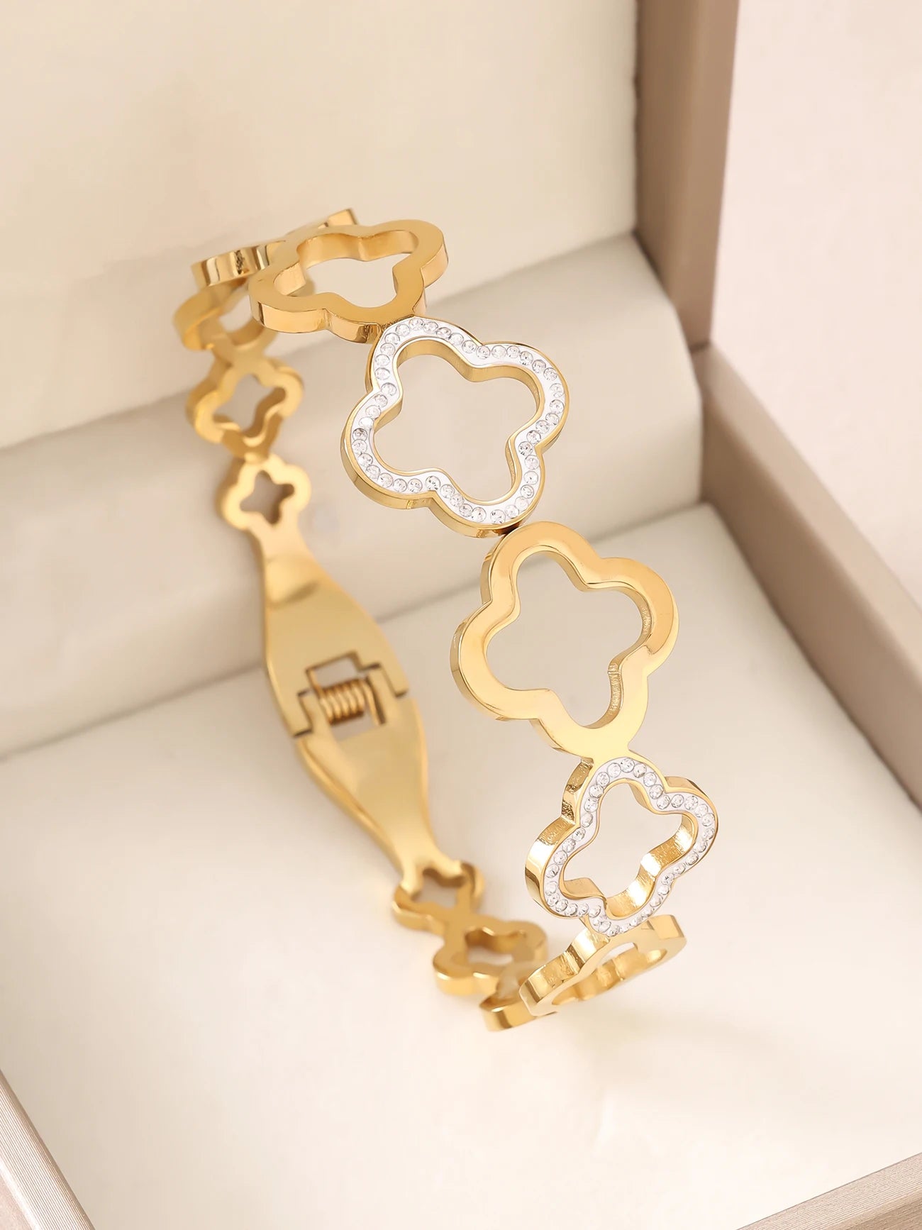 Elegant Bracelet