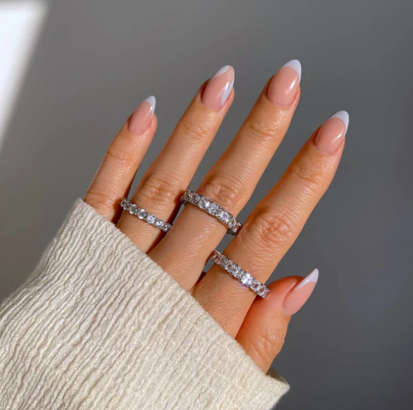 Round Cut Moissanite Ring