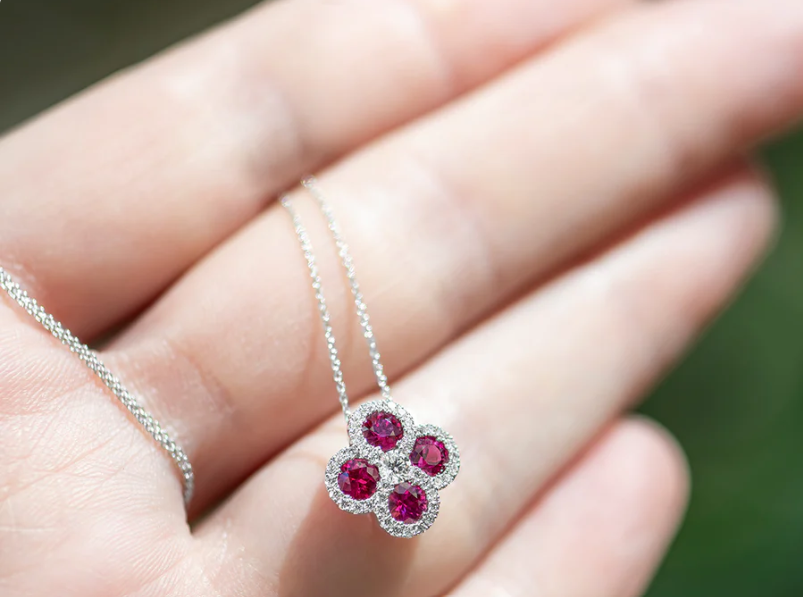 Clover Necklace