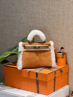 Kelly Mini Shearling