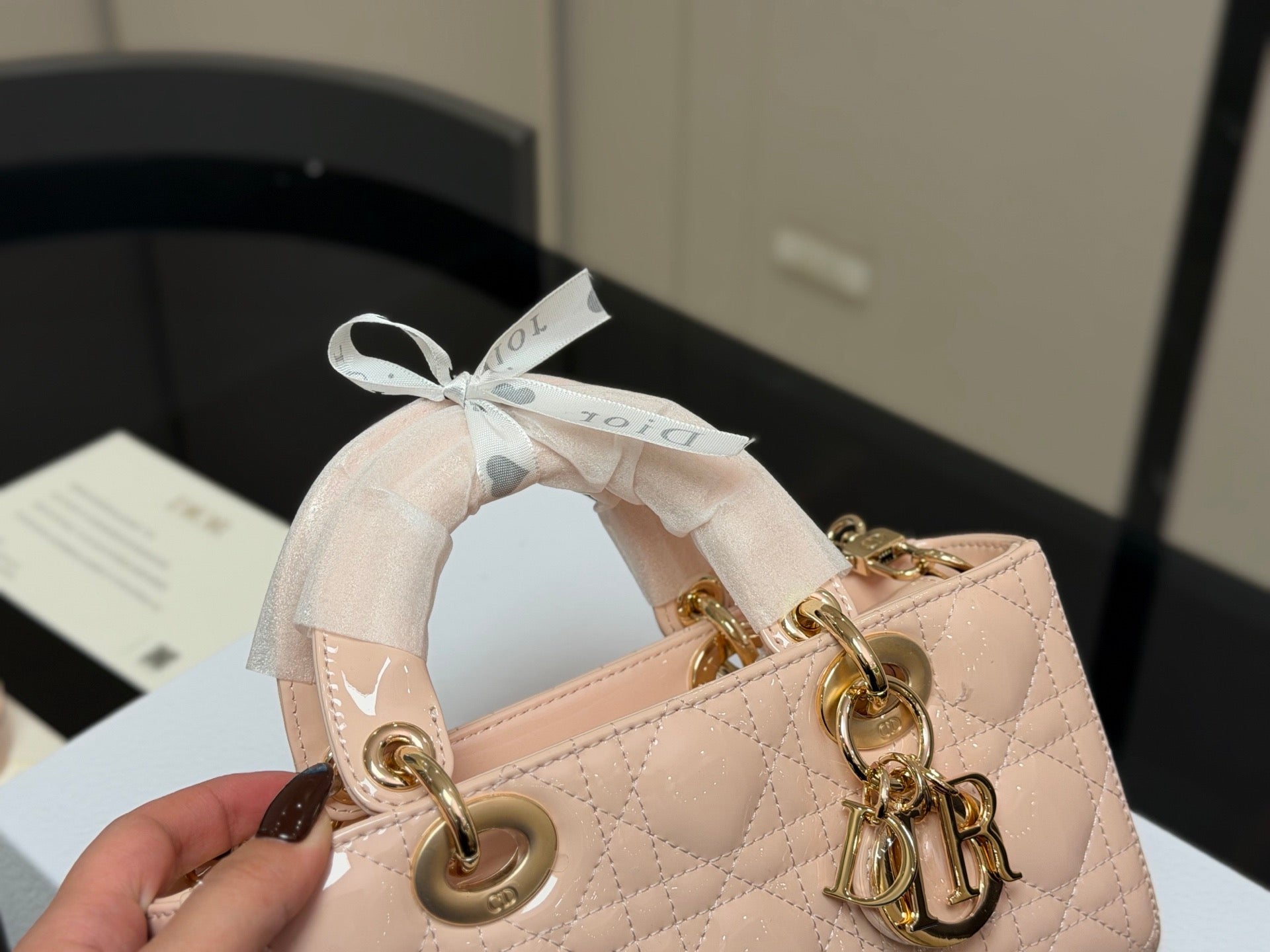 lady dor bag