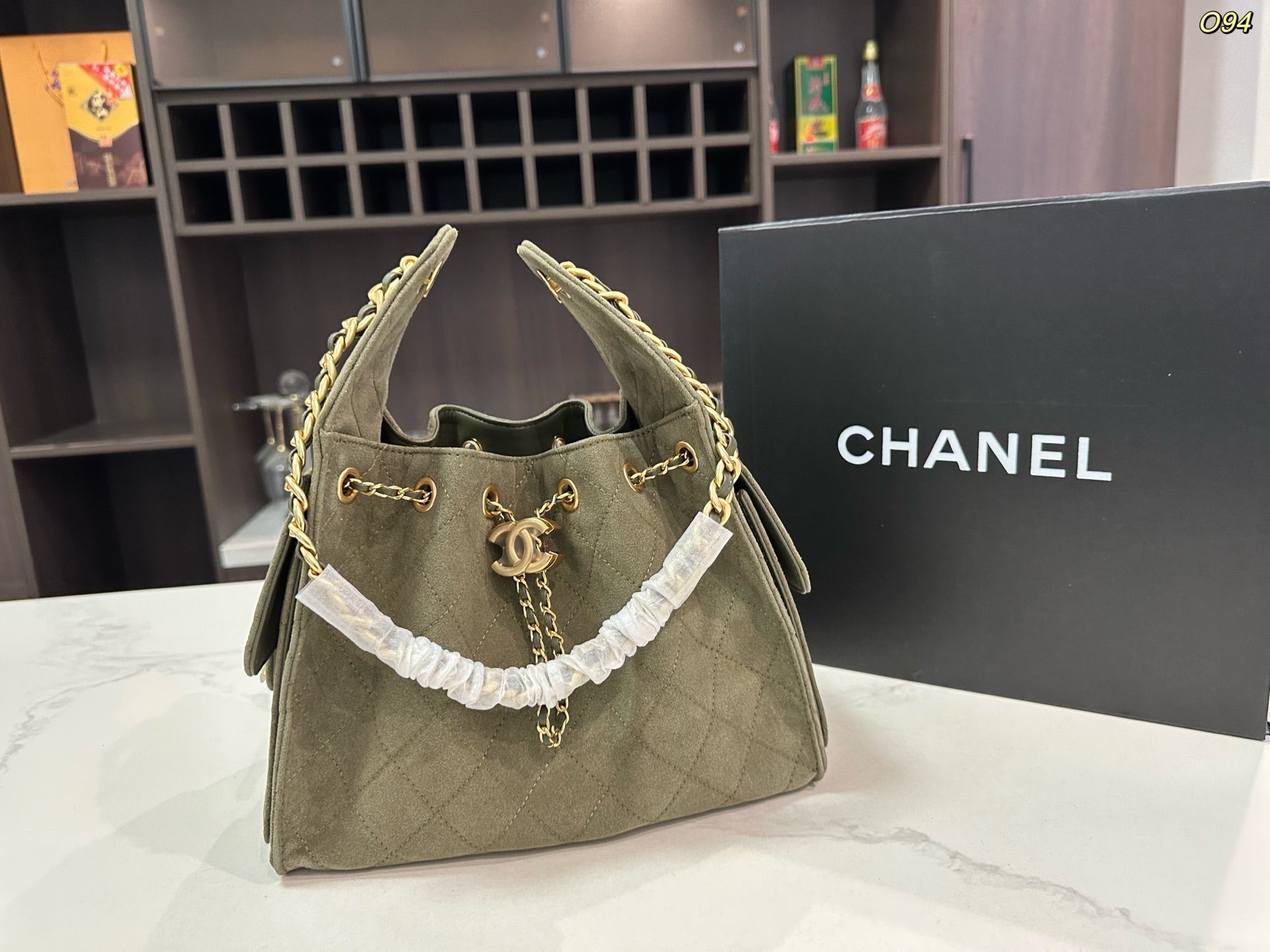 Suede Hobo Tote Bag – Luxury Soft Edition