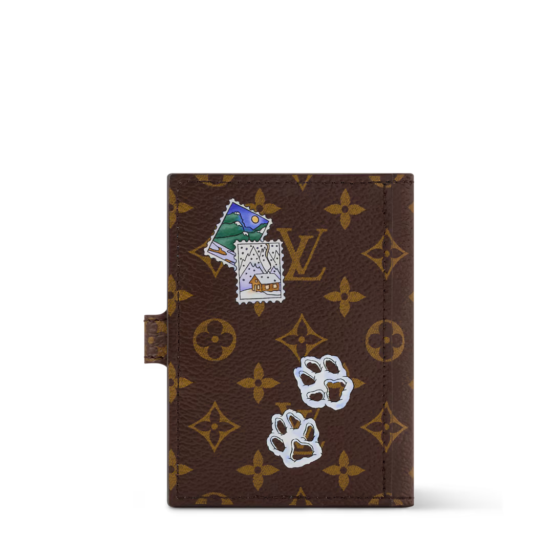 Luxury-Inspired Mattifying Paper Case with Mirror
