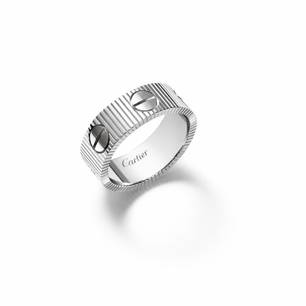 Luxury Screw Ring – 18K Gold Plated Stainless Steel | Minimal Elegant Band