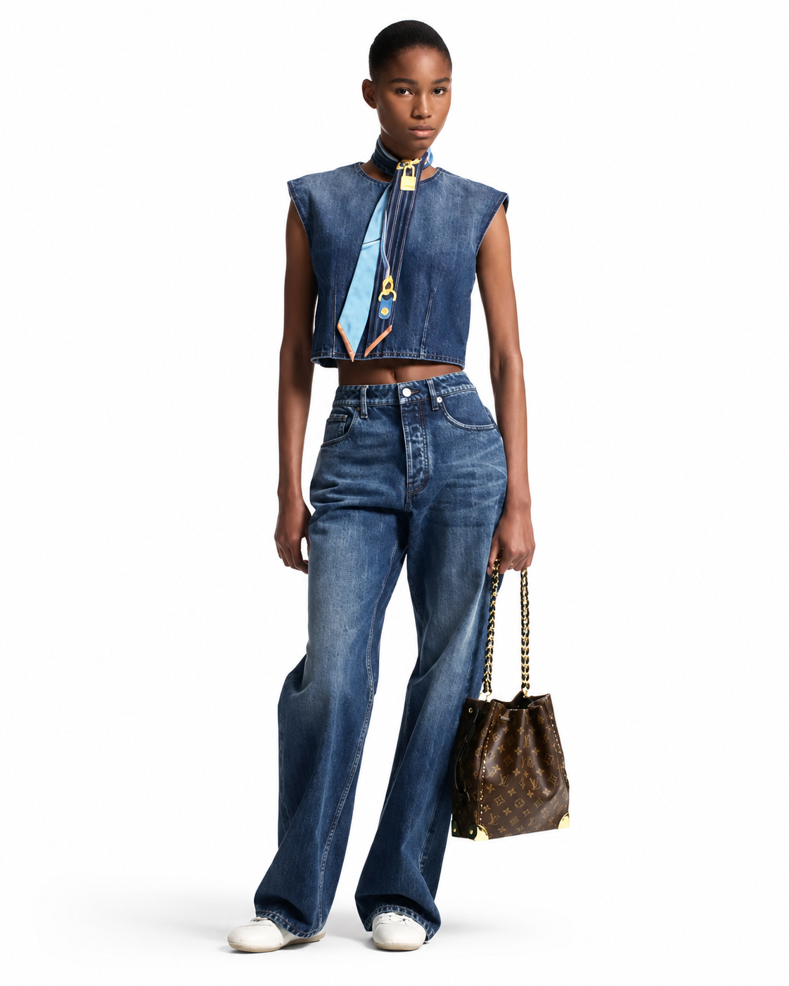 Luxury Genuine Leather Bucket Bag with Gold Chain Detail