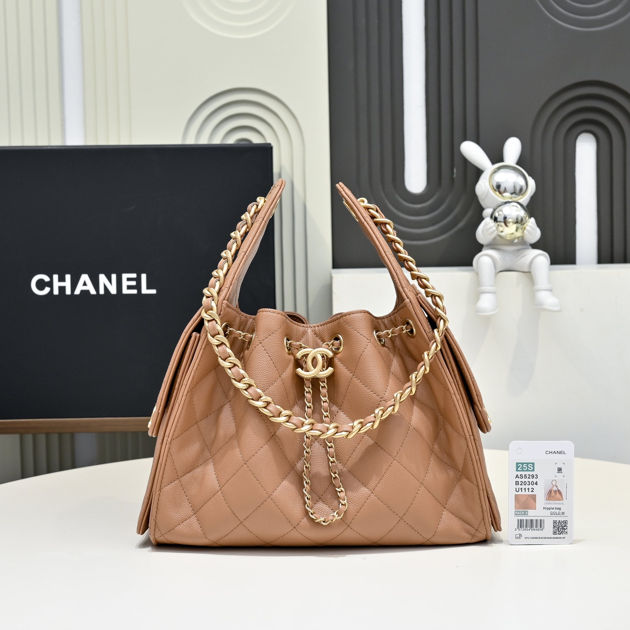 CH 25 Medium Handbag