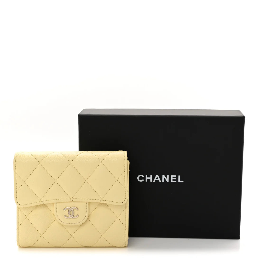 Classic Quilted Card Holder