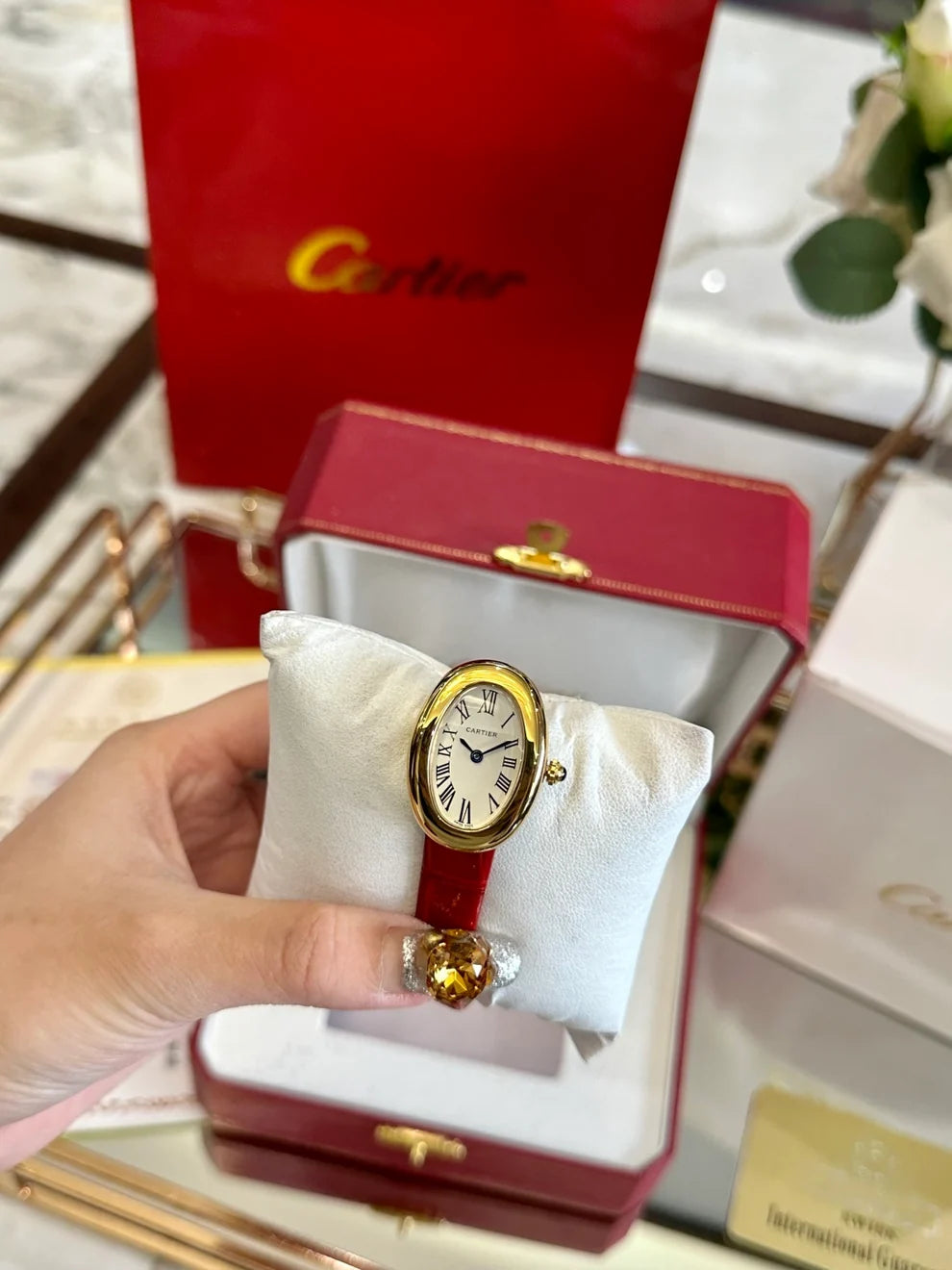 Oval Heritage Crocodile Leather Watch