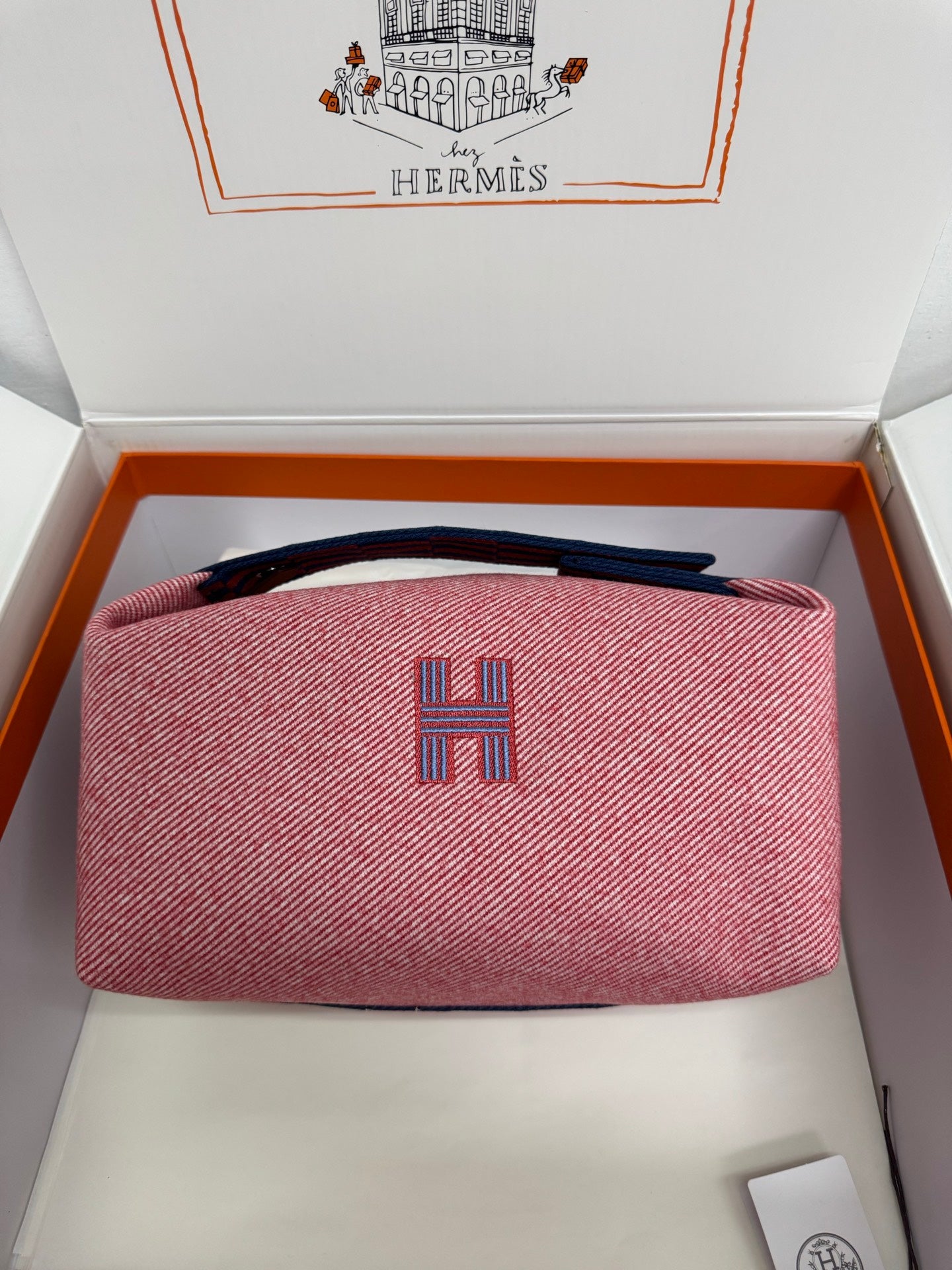 𝖳𝗋𝗈𝗎𝗌𝗌𝖾 𝖡𝗋𝗂𝖽𝖾-𝖠-𝖡𝗋𝖺𝖼𝖾