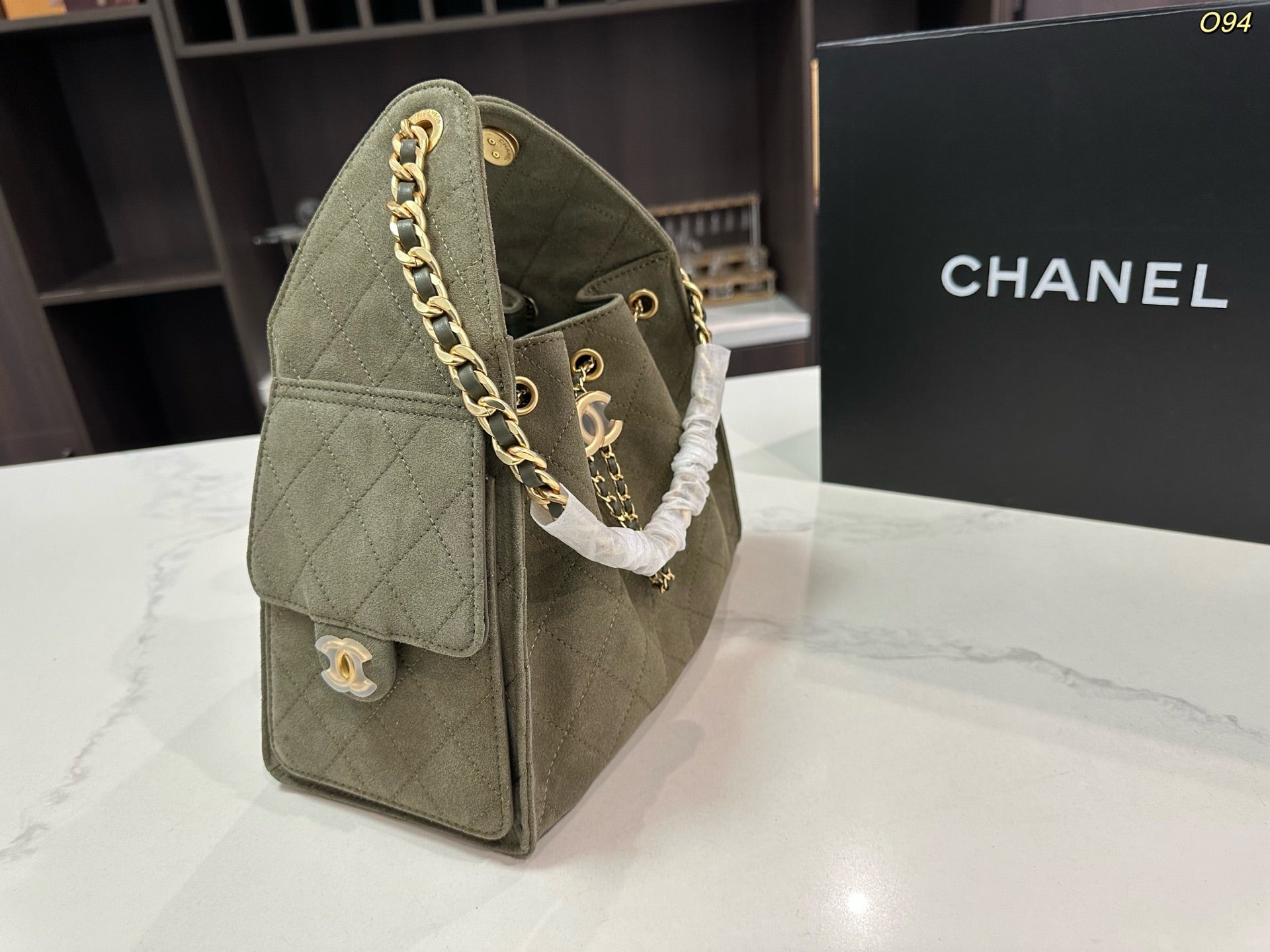 Suede Hobo Tote Bag – Luxury Soft Edition