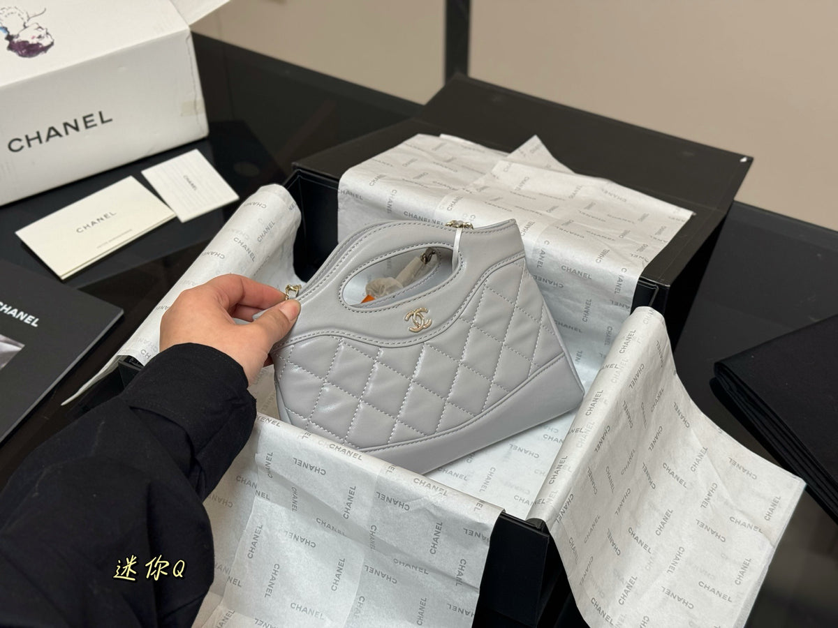 Ch 31 Quilted Shopping Bag