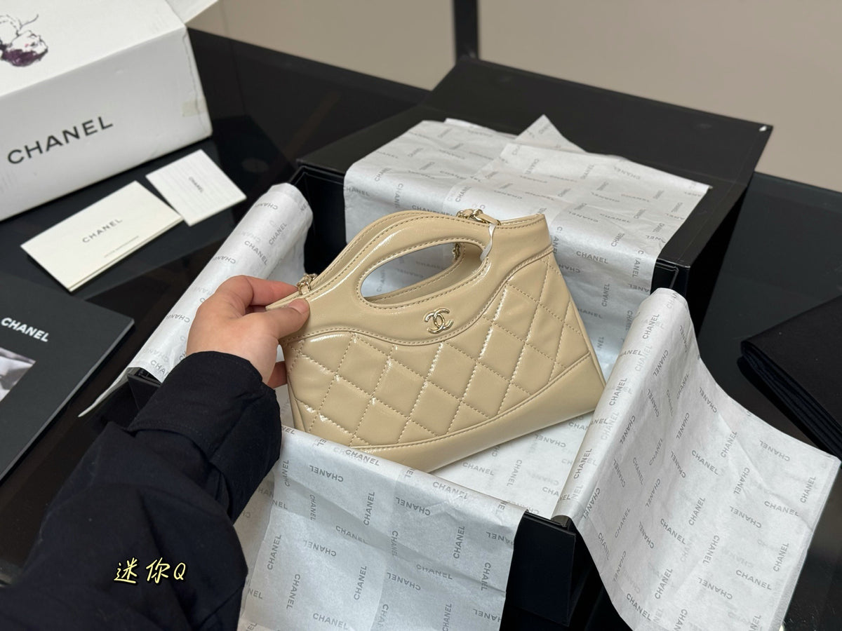 Ch 31 Quilted Shopping Bag