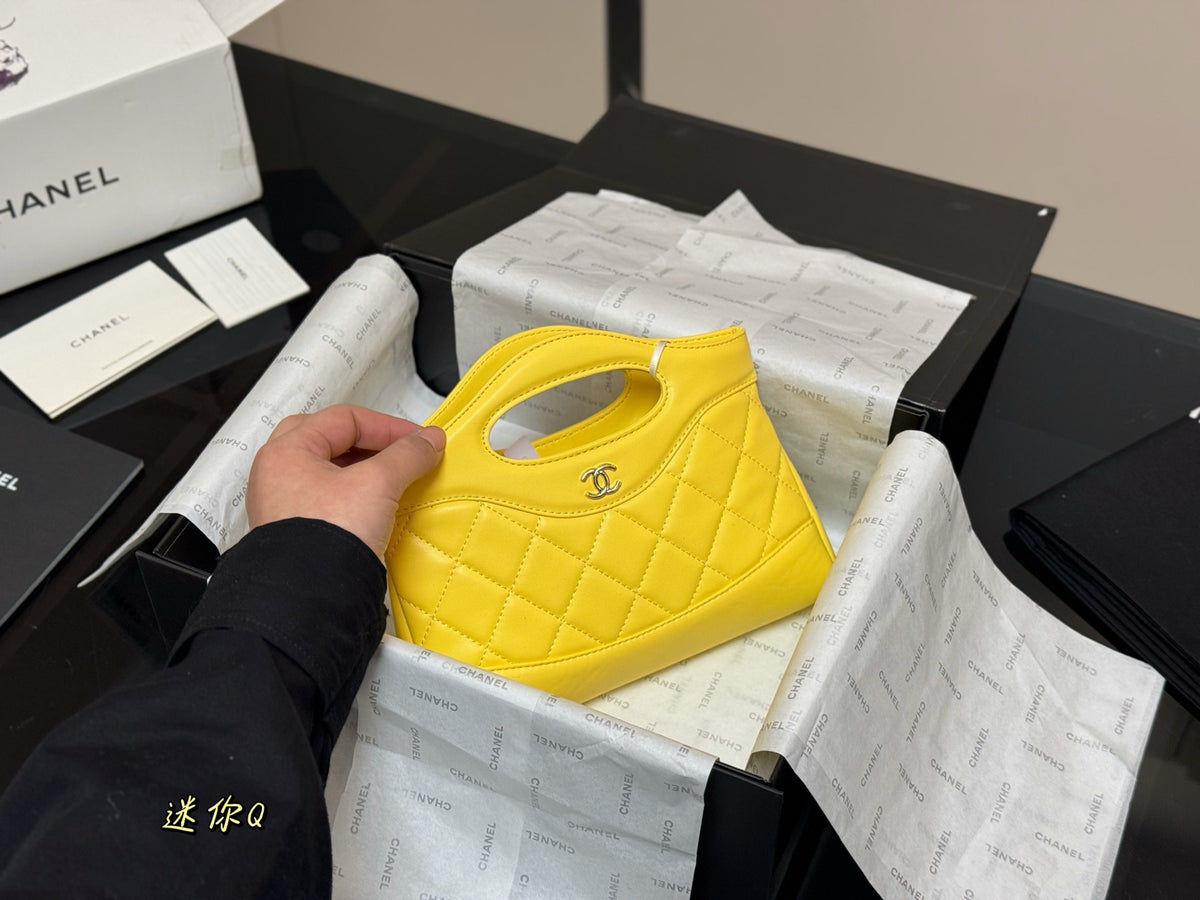 Ch 31 Quilted Shopping Bag