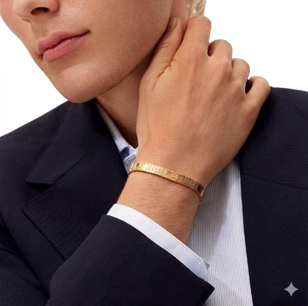 Luxury Screw Bangle Bracelet – 18K Gold Plated Stainless Steel | Minimal Elegant Design